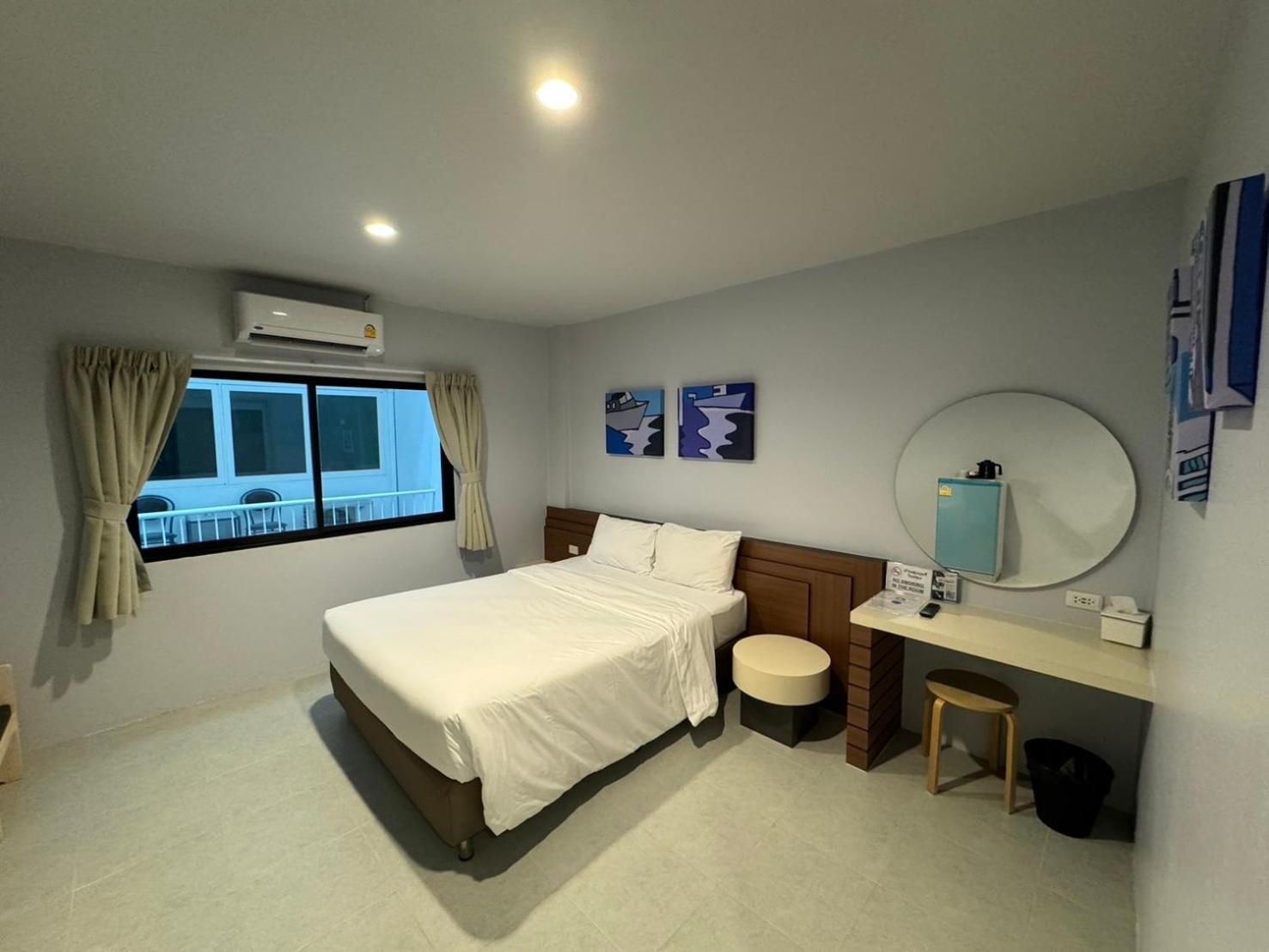 Siri Hotel Пхукет Экстерьер фото